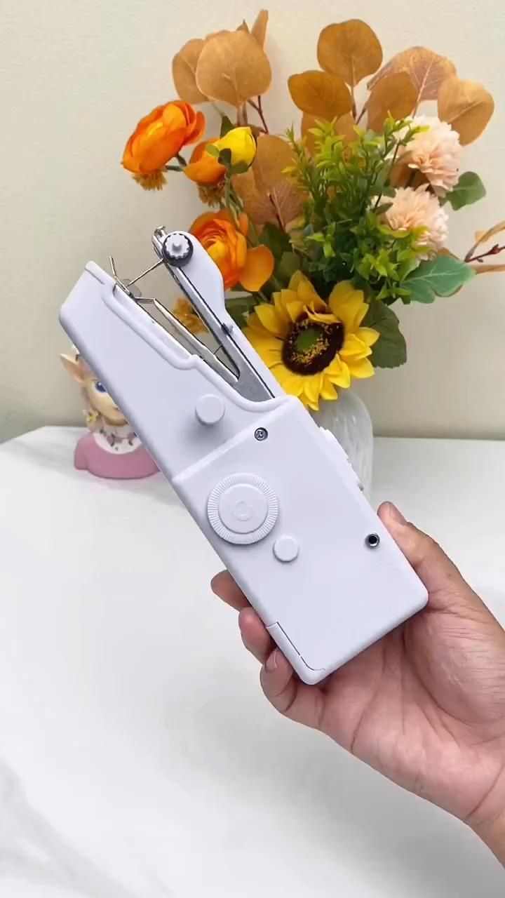 Mini Handheld Sewing Machine
